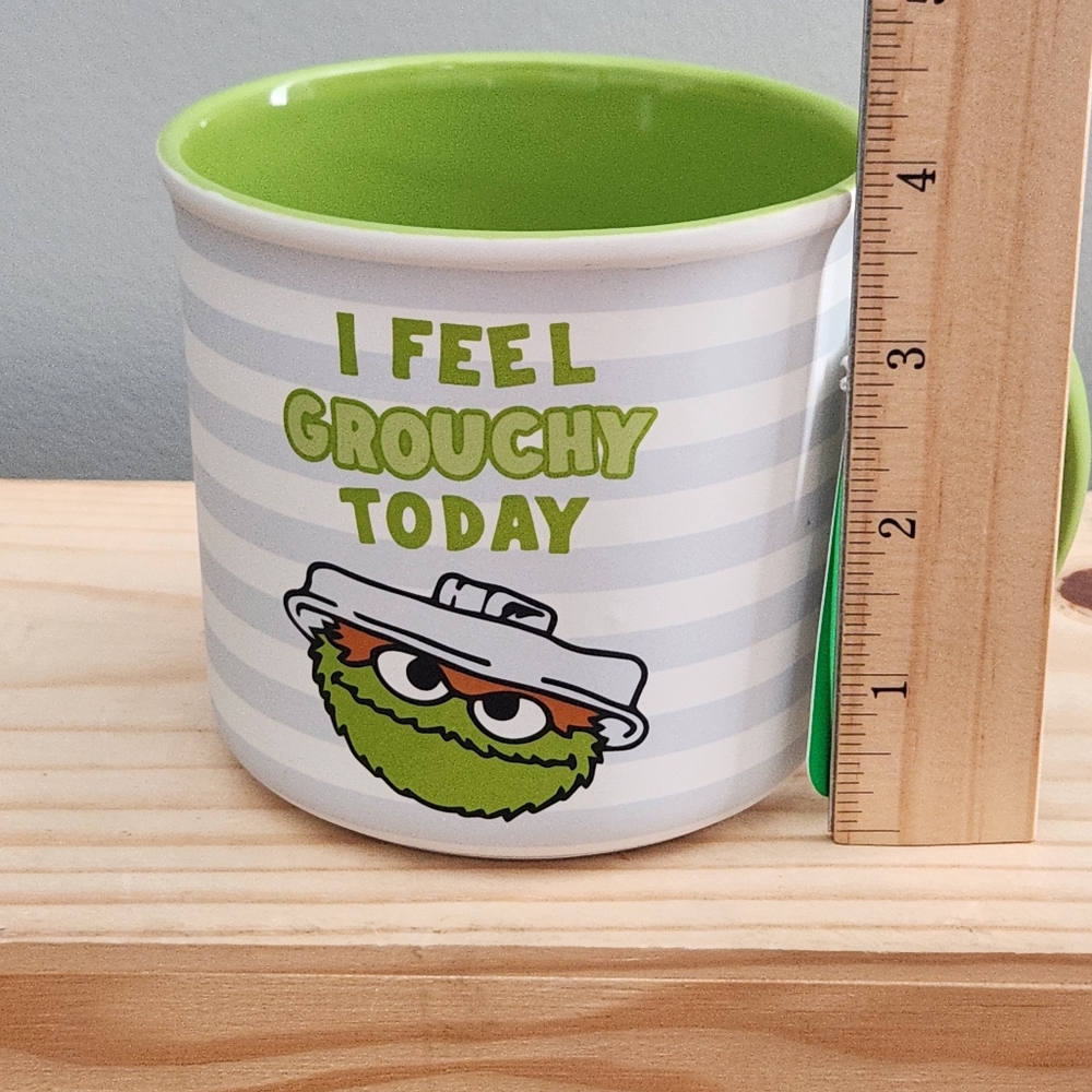 Sesame Street Oscsr the Grouch "I Feel Grouchy Today" Soft Touch Ceramic Mug NWT - Picture 12 of 12